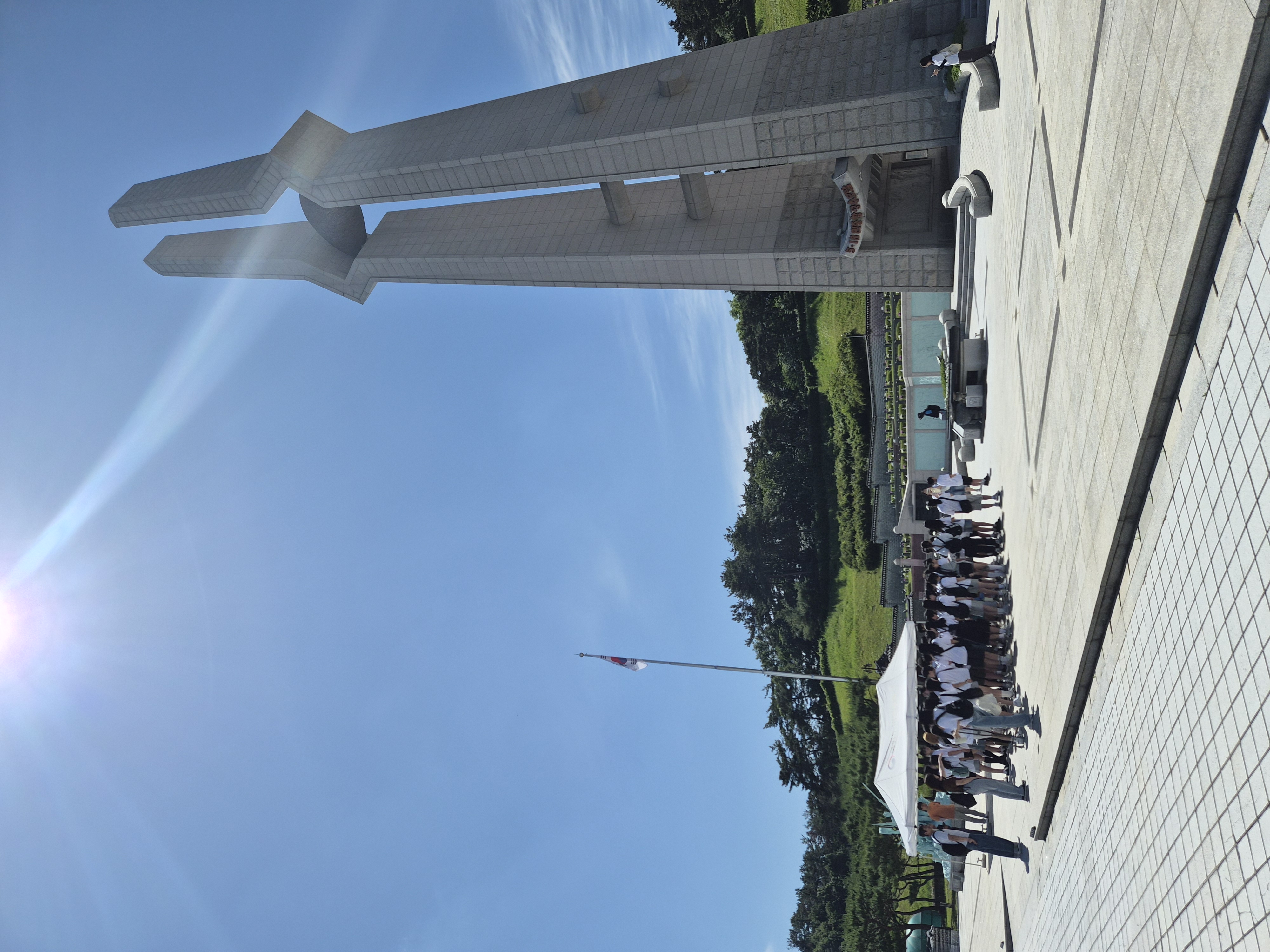 5·18역사 체험 프로그램 경남 수정초등학교  첨부파일 : 민주묘지1.jpg