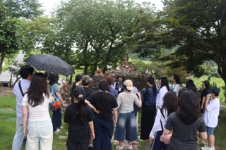 제주 신성여자고등학교 5·18역사 체험 프로그램  첨부파일 : 1민주묘지.jpg